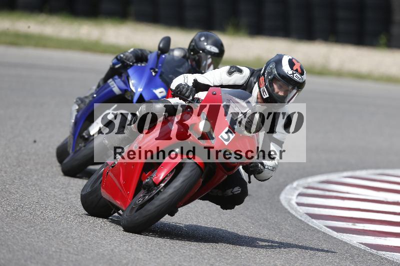 /Archiv-2025/49 26.08.2025 Cornu Master School ADR/blau-bleu/5